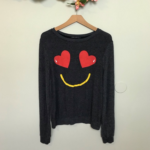 Wildfox Tops - Wildfox Smiling Hearts Pull Over Top